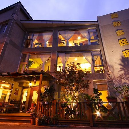 Manado Homestay Hualien City Exterior photo